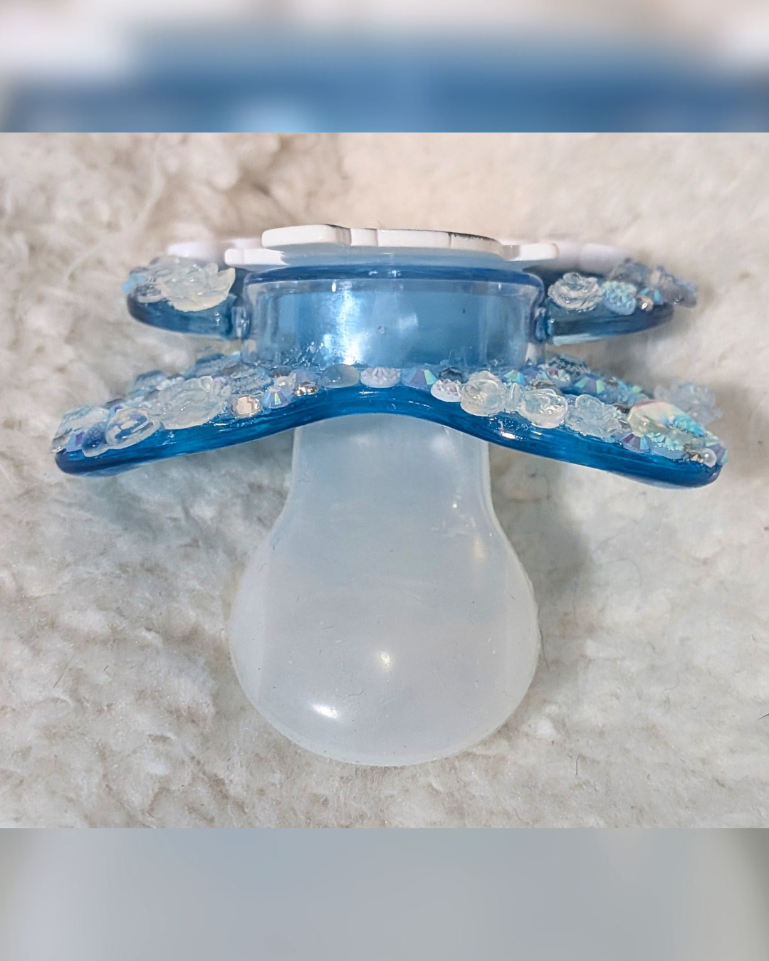 Snow Smol Deluxe Full Deco Pacifier